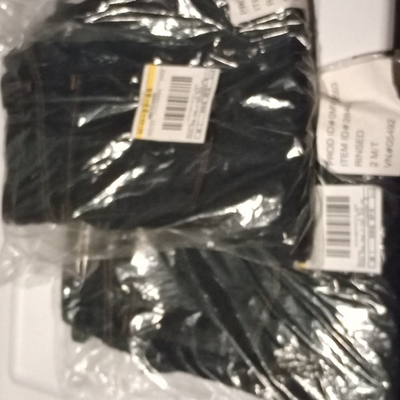 LL Bean true shape women's slim leg jeans nwt - Picture 2 of 3